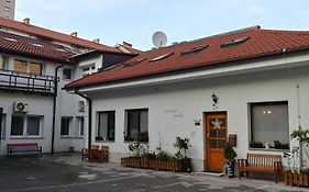 Goodlebang, 3 Bed Room Apartment, Center Ljubljana